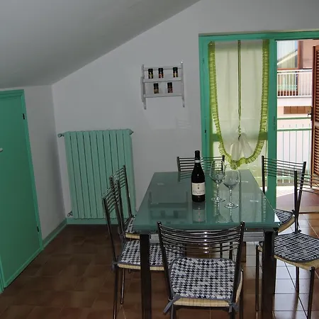 Un Angolo Di Langa Apartmán